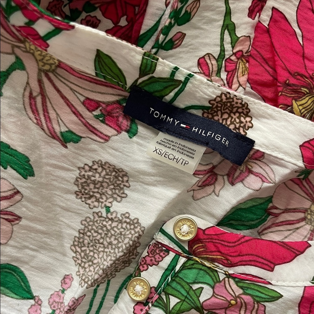 Tommy Hilfiger Floral Puff Sleeve Blouse - Pink and Green - Picture 11 of 12